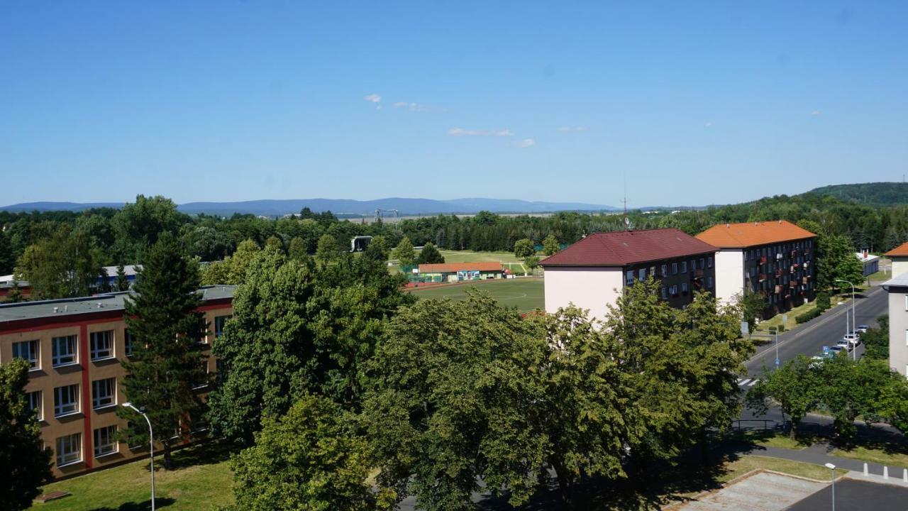 Apartment Mdk Sokolov Bagian luar foto